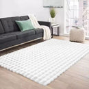 Flauschiger Teppich aus Kunstfell im 3D-Bubble-Design 180x230cm - Weiß im Nordic-Stil für Wohnzimmer und Schlafzimmer