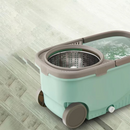 Rotierender Wischmop PRO 360 mit Doppeleimer und automatischem Auswringen - inklusive 2 Ersatzbezüge gratis
